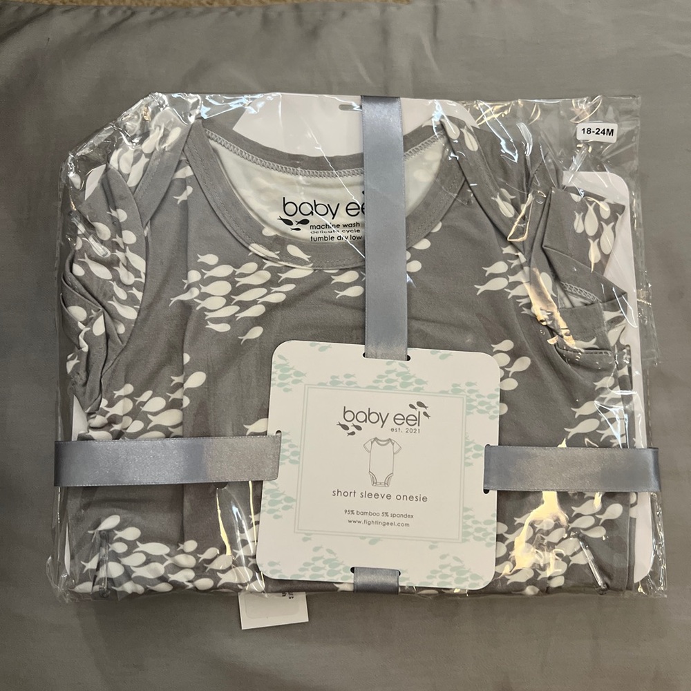 Fighting Eel Gray and White Kids One Piece